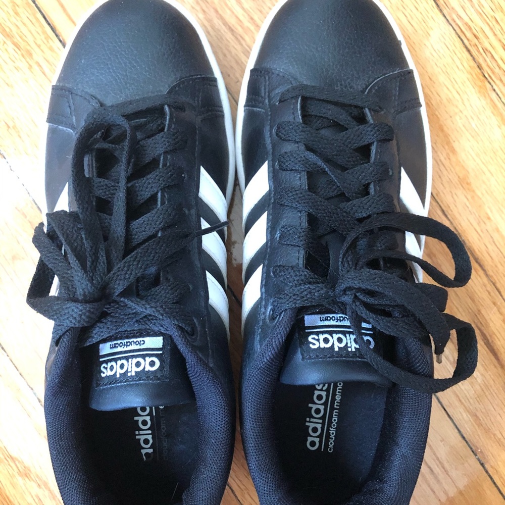 Size 6 cloud foam sneakers